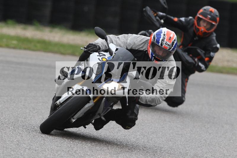 /Archiv-2025/10 23.04.2025 Cornu Master School ADR/rot-rouge/49